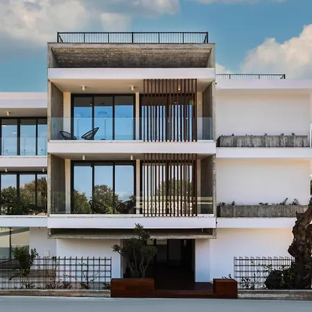 דירה Avenue 101 2 Bed *